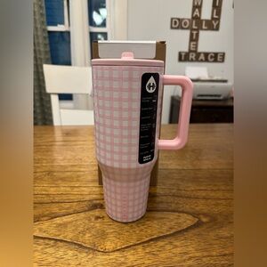 HydroJug Pink Gingham 40oz Traveler